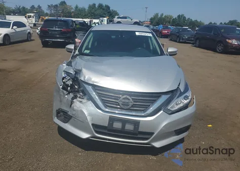 2018 Nissan Altima 2.5 z USA, uszkodzony, nr VIN 1N4AL3AP3JC125055